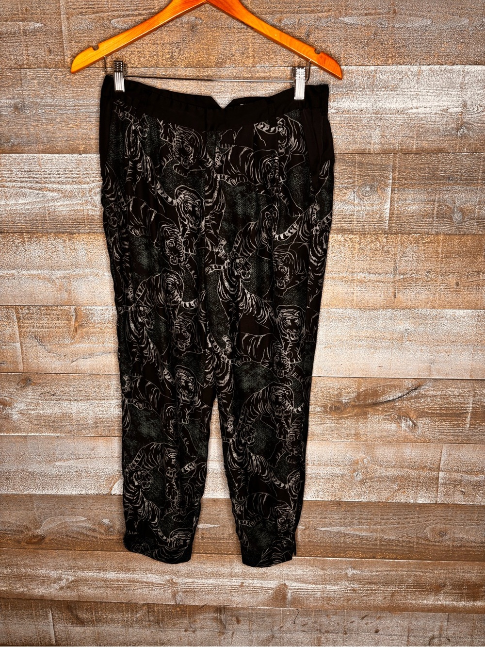 Silence + Noise Urban Outfitters tiger printed boho Black Patterned Casual Pants
